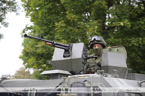 В ходе двустороннего комплексного учения для войск создана сложная и динамичная обстановка