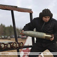 Военнослужащие 6 омбр выполнили упражнение контрольных стрельб штатным артиллерийским выстрелом