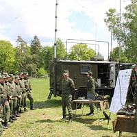Сбор со специалистами радио и спутниковой связи Вооружённых Сил