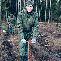 Военнослужащие 36 дмостбр приняли участие в акции «Дай лесу новае жыццё!»