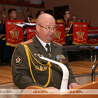 С праздником, воины-связисты!