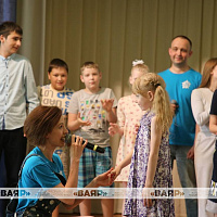 Военные организовали праздник для детей в Республиканском реабилитационном центре