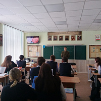 Курсанты военно-медицинского института в БГМУ посетили учреждения образования Могилевской области