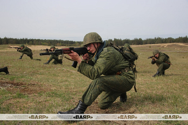Военнослужащие ЗОК выполнили упражнение начальных стрельб