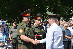 Более 80 курсантов военно-технического факультета в БНТУ сегодня надели лейтенантские погоны