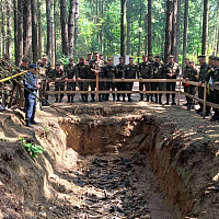 Военнослужащие 120-й отдельной гвардейской механизированной бригады посетили урочище «Уручье»