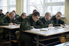 «У меня в семье все служили, и я беру пример со старших…»