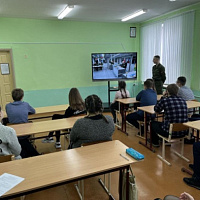 Воспитывая патриотов