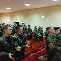 С праздником, артиллеристы!