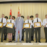 В Гродненском гарнизоне прошло торжественное собрание, посвященное 82-летию управления ЗОК