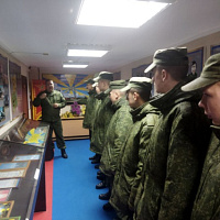 Пополняя армейский строй