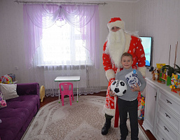 «С наступающим тебя, Никита!»