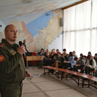 Воспитывая патриотов