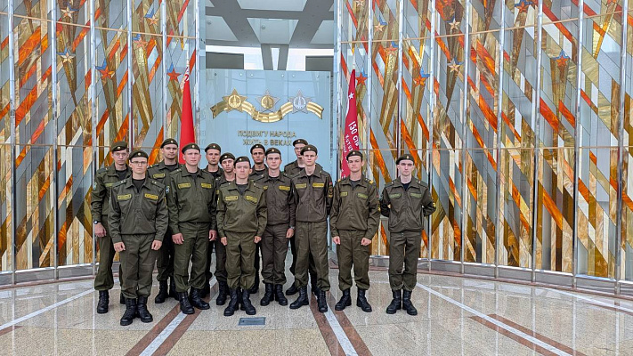 Военнослужащие 49 ртбр посетили Белорусский государственный музей истории Великой Отечественной войны