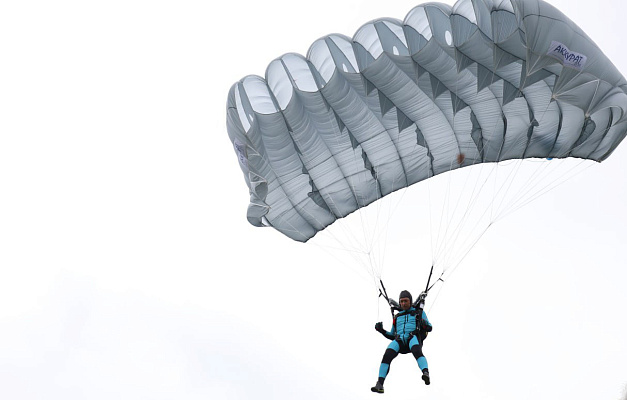 Стартовал 21-й открытый чемпионат Вооружённых Сил Республики Беларусь по парашютному спорту