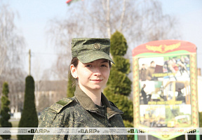 Мечтает об офицерских погонах