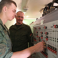 Расчёты ЗРК С-300 заняли боевые позиции