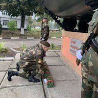 С праздником, гвардейцы-мотострелки!