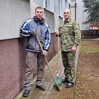 Военнослужащие и гражданский персонал ГУ «НИИ ВС РБ» принимают участие в республиканском субботнике