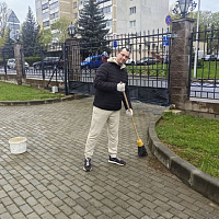 Фотофакт. Военнослужащие Департамента транспортного обеспечения принимают участие в республиканском субботнике