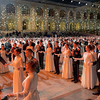 Суворовцы МСВУ стали участниками Х Международного благотворительного Кремлёвского кадетского бала