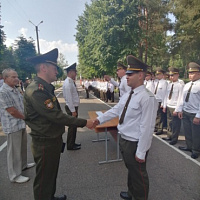 Полку прапорщиков прибыло