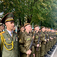 72-му гвардейскому Объединенному учебному центру — 84!