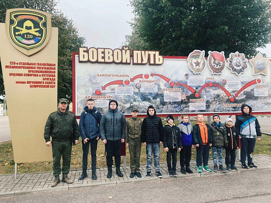 В патриоты – с юных лет