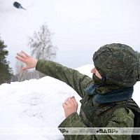 На одном из полигонов страны продолжаются занятия с военнообязанными, призванными из запаса