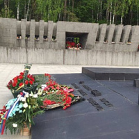 Помнить, чтобы не повторить