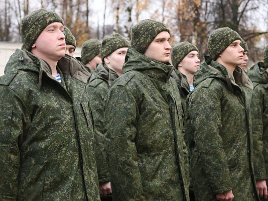 В Вооружённых Силах продолжаются мероприятия по вводу в строй нового пополнения