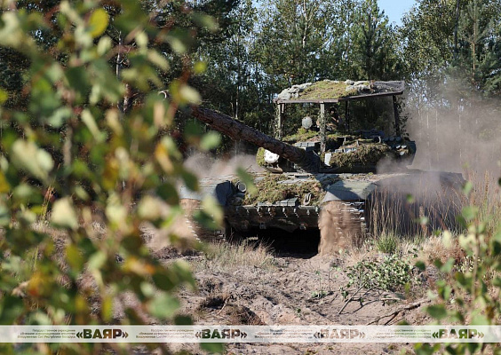 C военнослужащими Вооружённых Сил проходят плановые занятия по боевой подготовке