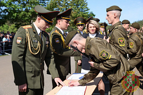 В 72-м Объединенном учебном центре подготовки прапорщиков и младших специалистов состоялся торжественный ритуал принятия Военной присяги