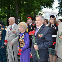 Жить и помнить!