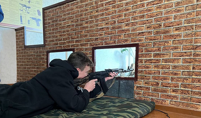 Учащиеся Слонимского государственного медицинского колледжа посетили 11 омбр 