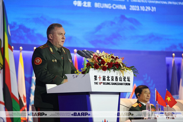 Официальный визит в Китай, чествование военнослужащих срочной военной службы и юбилей Минского СВУ