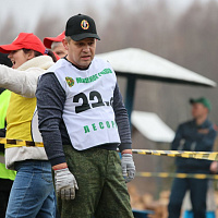 И пером и топором!