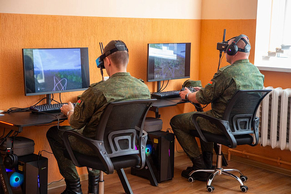 В 111-й гвардейской артиллерийской бригаде открылся класс подготовки операторов БПЛА