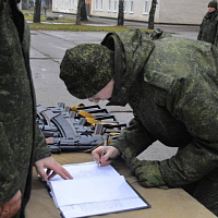 Торжественные ритуалы вручения оружия и военной техники военнослужащим