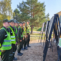 Занятия по вождению машин с курсантами 72 ОУЦ