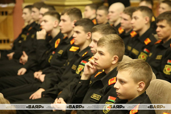 Воспитанники МСВУ встретились с Алексеем Талаем