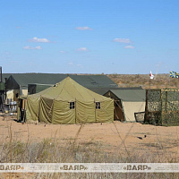 Белорусские военнослужащие развернули палаточный лагерь на полигоне Ашулук