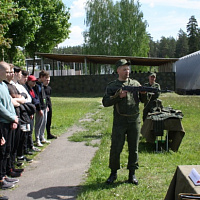 На каникулы… в армию