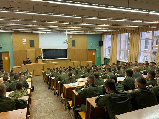 Беседа с начальником военного факультета