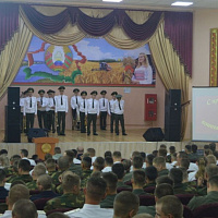 С праздником, воины-связисты!