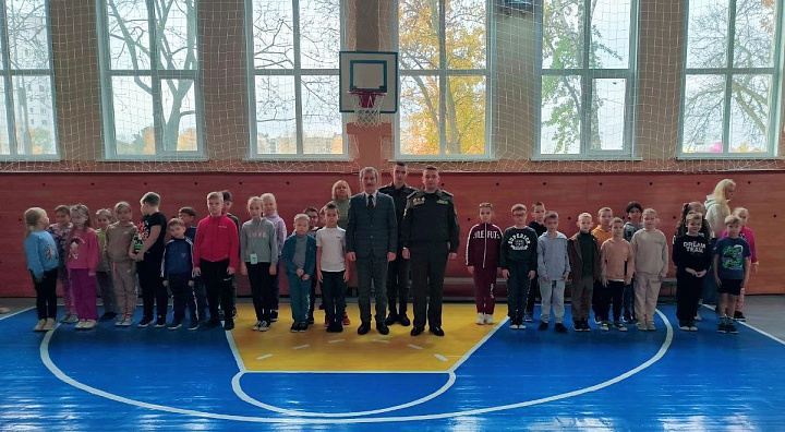 Церемония открытия лагеря военно-патриотической направленности