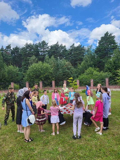 С добрыми намерениями 