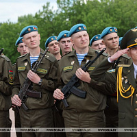 Около 500 новобранцев-десантников приняли присягу в Витебске 