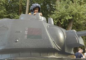 Порядок в танковых войсках!