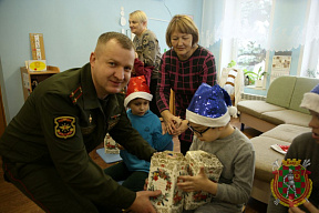 Республиканская новогодняя акция «Наши дети» набирает обороты